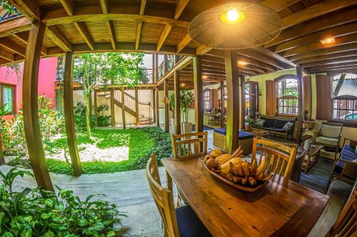 Garden, Pousada Ipe in Sao Sebastiao (Sao Paulo)