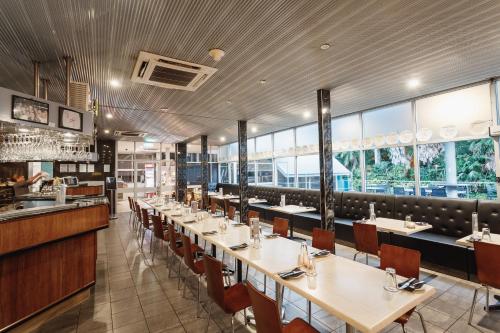Restaurant, Kununurra Country Club Resort in Kununurra