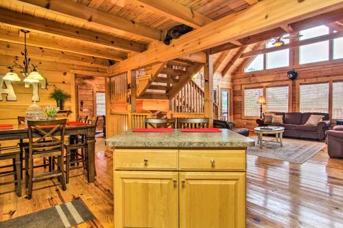 Family-Friendly Smoky Mtn Retreat with Hot Tub and Deck - image 8