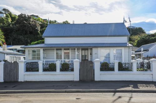 Puriri Downtown Villa - Napier Holiday Home in ฮอสปิตัล ฮิลล์