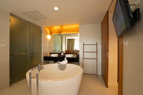 G Hua Hin Resort & Mall Room Type - Jacuzzi Spa Suite