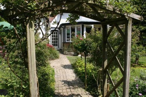 West Lodge Hotel - image 7