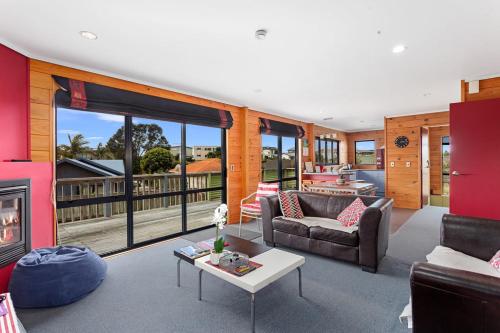 Ohope Sunshine Escape - Ohope Holiday Home - Ohope Beach