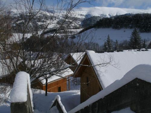 Gentianes Gresse Vercors ST4 cabine gîte à louer Richardière