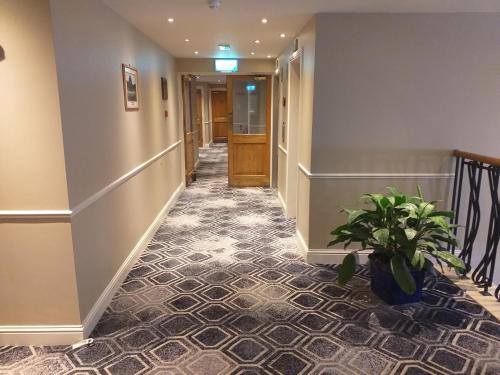 The Parkavon Hotel - image 6