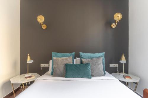 Two-Bedroom Apartment with View image 10