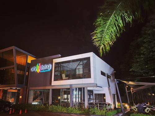 . City Living Boutique Hotel