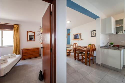A32 - Postigo Apartment in Lagos - image 5