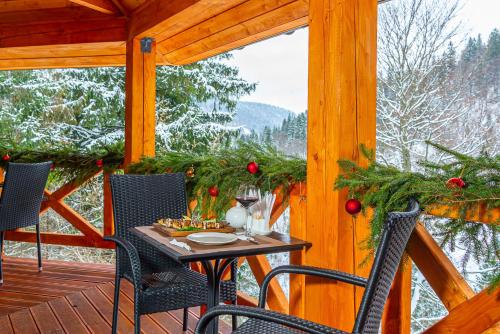 Restaurant, Villa Alpiyka in Slavs'ke