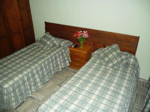 Escudo de Granada - Hotel - Puerto-López