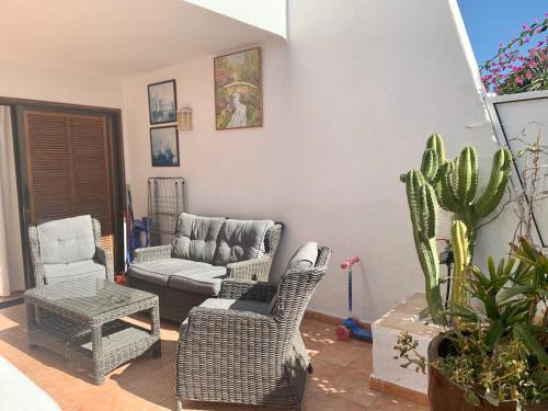 Two bedroom townhouse in Club Atlantis SE16 - image 4