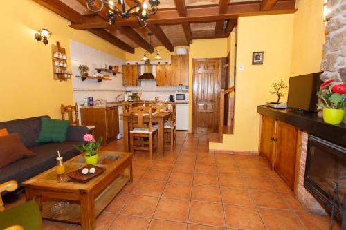 virtuve, El Bulín de Braojos - 3 Casas (El Bulin de Braojos - 3 Casas) in Braojos