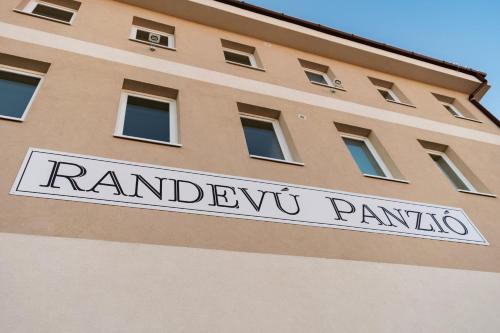 Randevú Panzió