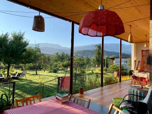 Komli - Rustic Historic Farmhouse with Mountain Views, surrounded by tea plantation, vines, bamboos 