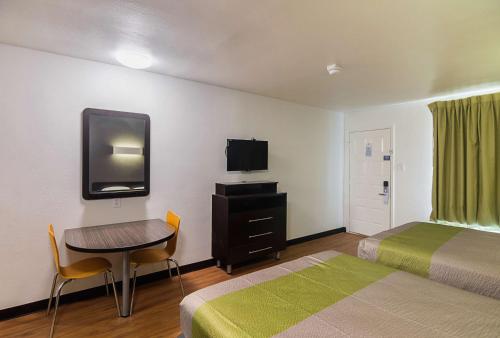 Studio 6-Tyler TX - Northwest - main image