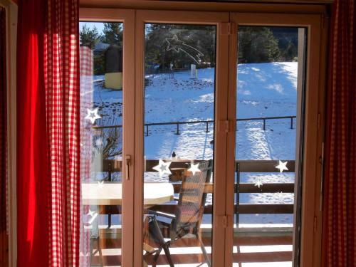 Romantic Chalet-Style Flat with Mountain View in Torgon, Schweiz
