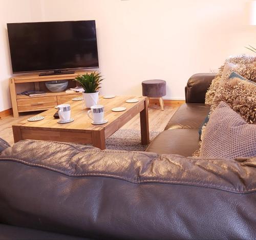 Picture of Inverness City Centre Apartment With Elevator And Google Chromecast