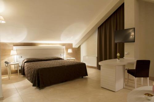 Hotel Fini - image 9