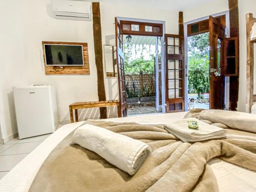 Vila Pequea Ilhabela in ปรายา ซาโก ดา กาเปลา