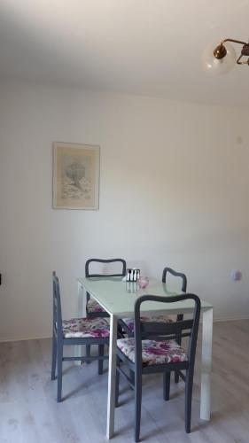 Apartments Leon - image 8
