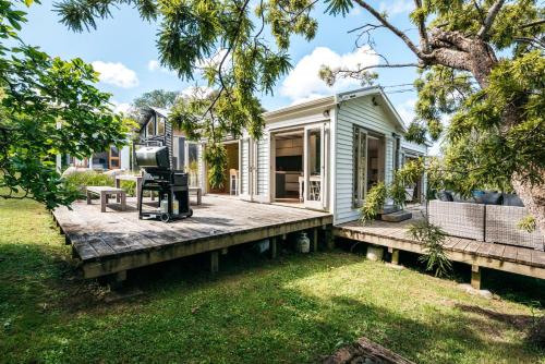 Kereru - Waiheke Holiday Home