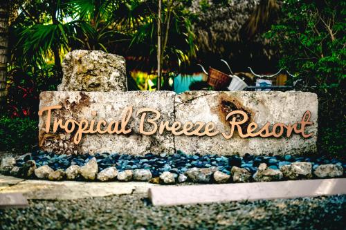Tropical Breeze Resort - image 6