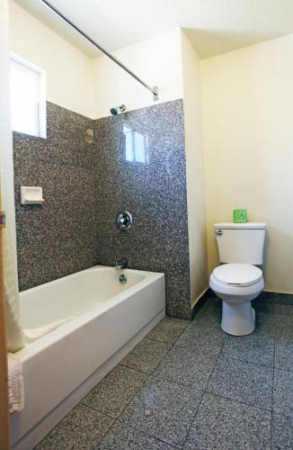 Queen Room-Non Smoking 