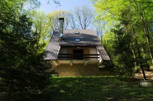 Summer house near lake