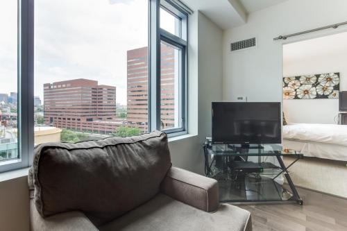 Global Luxury Suites at Kendall East detail