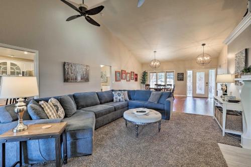 Upscale Flagstaff Home with Hot Tub and Mountain Views