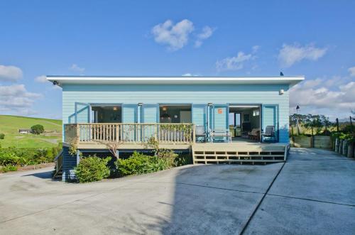 B&B Waipu - The Blue Cottage with WiFi- Waipu Holiday Home - Bed and Breakfast Waipu