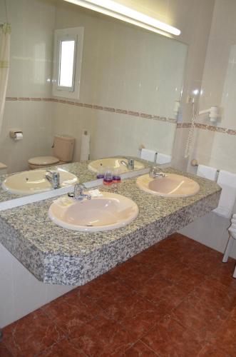 Cuatro Naciones, Barcelona (foto 3)