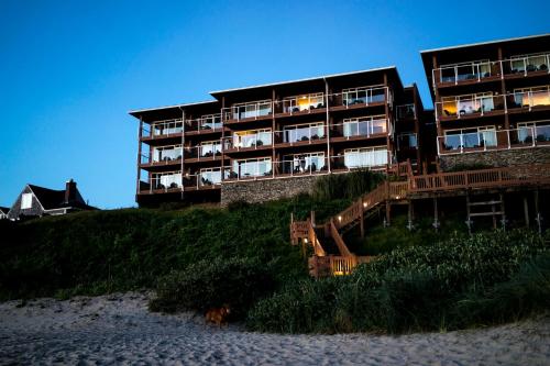 Hallmark Resort in Cannon Beach