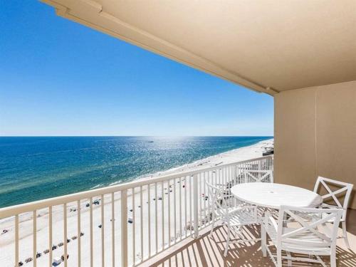 Escapes to the Shores by Meyer Vacation Rentals - image 8