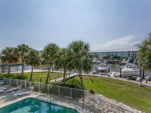 Navy Cove Harbor by Meyer Vacation Rentals - image 5