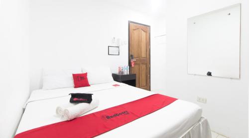RedDoorz Plus near Tacloban Astrodome