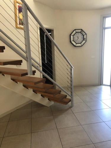 Central executive 4br townhouse photo