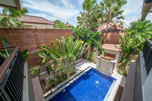 Villa Seacluded 1 - 3BR Villa in Central Seminyak - Large Pool - Tap to explore photos