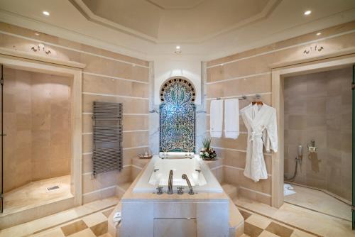 Bathroom, Hasdrubal Prestige Thalassa & Spa Djerba in Djerba