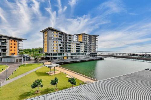 Darwin Waterfront Luxury Apartment