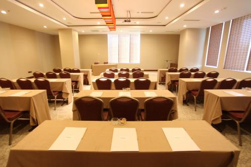 Nevali Hotel