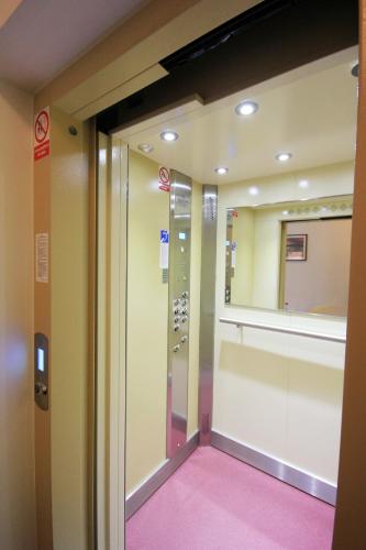 Facilities, LC - Hotel Ostrava in Jih