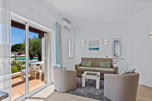 Prado Villas - image 7