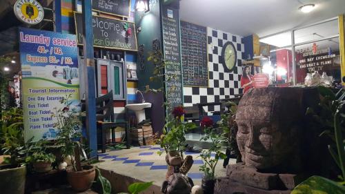Mr. Clean Guesthouse 4