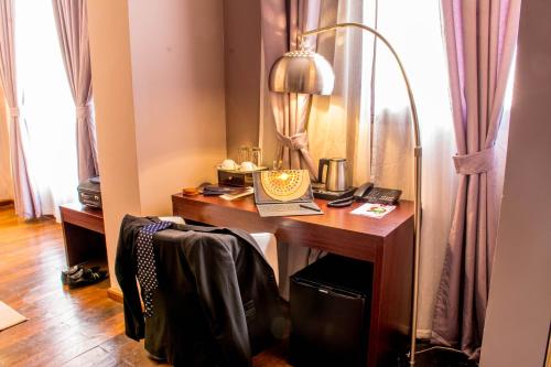 Double Room image 10