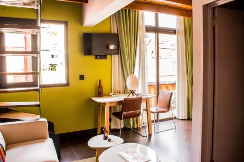 Apartment - Split Level image 9