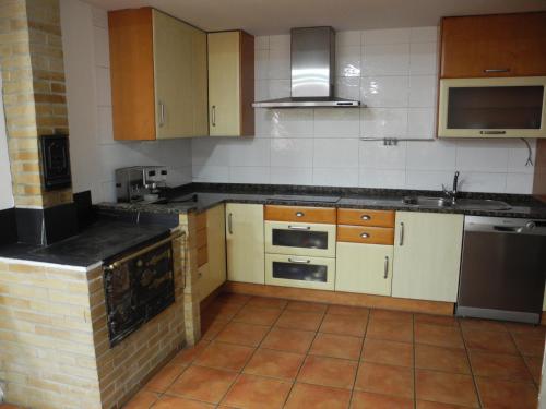 VIVIENDA TURÍSTICA LOS OLIVOS (VIVIENDA TURISTICA LOS OLIVOS) in Cabanillas