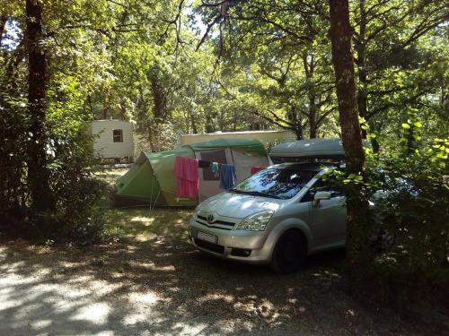 Camping Au Bois Dormant
