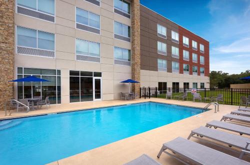 Holiday Inn Express - Lake Park, an IHG Hotel