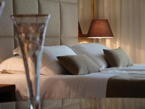 Golden Suites & Spa